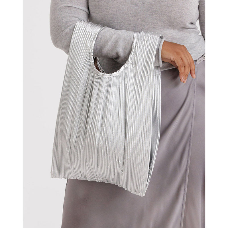 Pleated Chrome Metallic Baggu