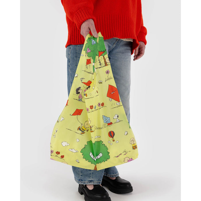 Kite Eating Tree Standard Reusable Bag