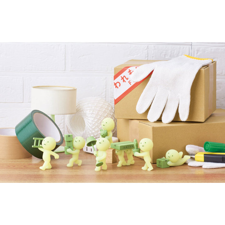 Smiski Moving Series Glow in the Dark Blind Box - Leanna Lin&