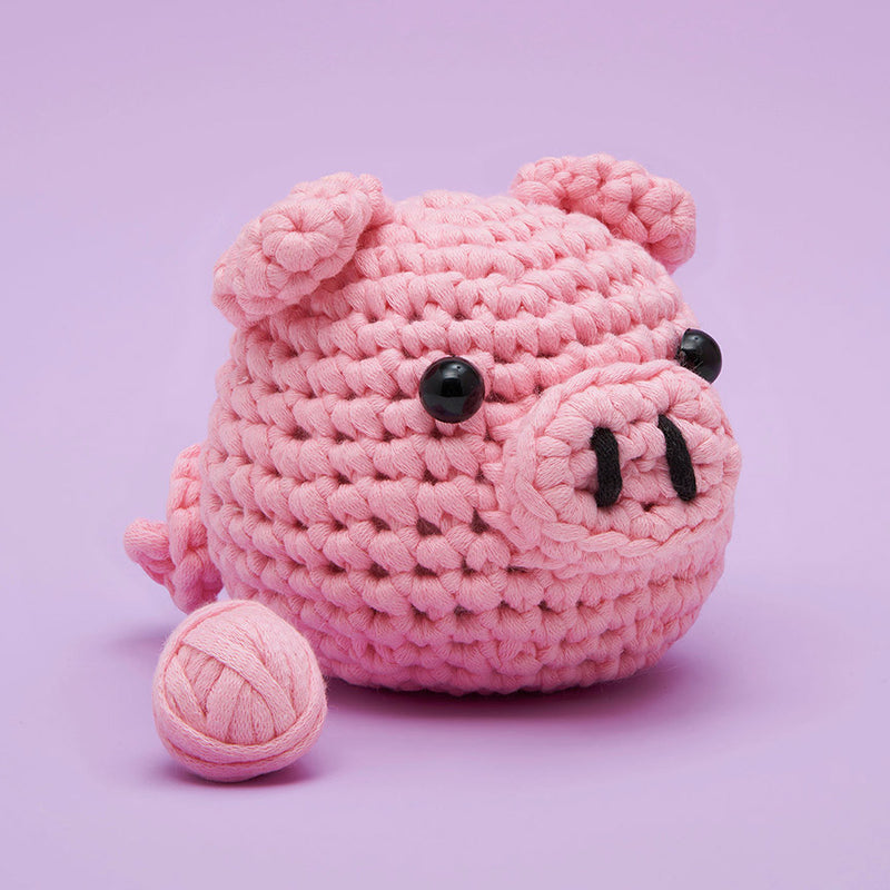 Bacon the Pig Beginner DIY Crochet Kit